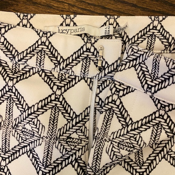 Ivory/black patterned pants - Picture 4 of 4